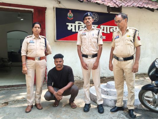 शादी का झांसा देकर युवती से दुष्कर्म करने वाला आरोपी सक्ती से गिरफ्तार, रायगढ़ महिला थाना की त्वरित कार्रवाई, एससी-एसटी एक्ट समेत गंभीर धाराओं में भेजा गया जेल