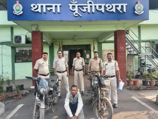 चोरी करने निकला, अपनी बाइक का पेट्रोल खत्म हुआ तो दूसरे की नई पल्सर लेकर हो गया फरार, लेकिन पुलिस ने 72 घंटे के भीतर दबोचा शातिर चोर; दो बाइक जब्त, आरोपी जेल भेजा