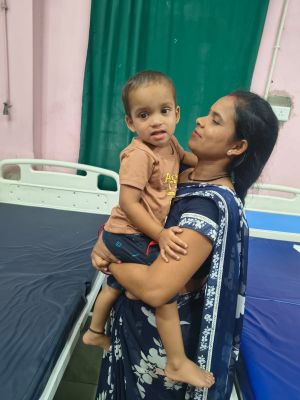 राष्ट्रीय बाल स्वास्थ्य कार्यक्रम की समय पर पहल से दो वर्षीय देवांशु की आंखों में लौटी रोशनी, जन्मजात मोतियाबिंद का निःशुल्क सफल ऑपरेशन बना नई जिंदगी की शुरुआत