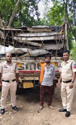 ऑपरेशन प्रहार : दो जगह पुलिस की बड़ी कार्रवाई, 6.5 टन संदिग्ध कबाड़ और दो वाहन जब्त