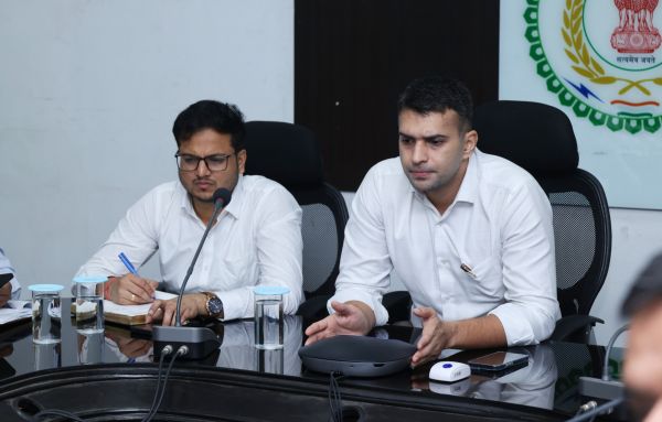 स्वतंत्रता दिवस की भव्य तैयारियां शुरू: शहीद कर्नल विप्लव त्रिपाठी स्टेडियम में सजेगा जिला स्तरीय समारोह, 13 अगस्त को होगी अंतिम रिहर्सल