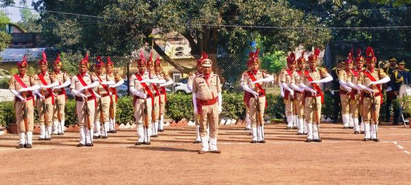 पुलिस स्मृति दिवस पर रायगढ़ पुलिस ने अमर शहीदों को किया नमन, 154 वीर पुलिसकर्मियों के नामों का हुआ वाचन, शहीद परिवारों का सम्मान कर उनकी समस्याओं के निराकरण का दिया भरोसा