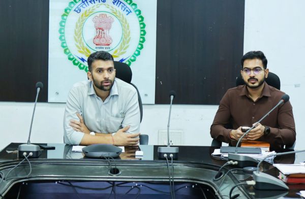 धान खरीदी से पहले किसानों का एग्रीस्टैक में शत-प्रतिशत पंजीयन अनिवार्य, कलेक्टर मयंक चतुर्वेदी ने समय-सीमा बैठक में अधिकारियों को दिए सख्त निर्देश